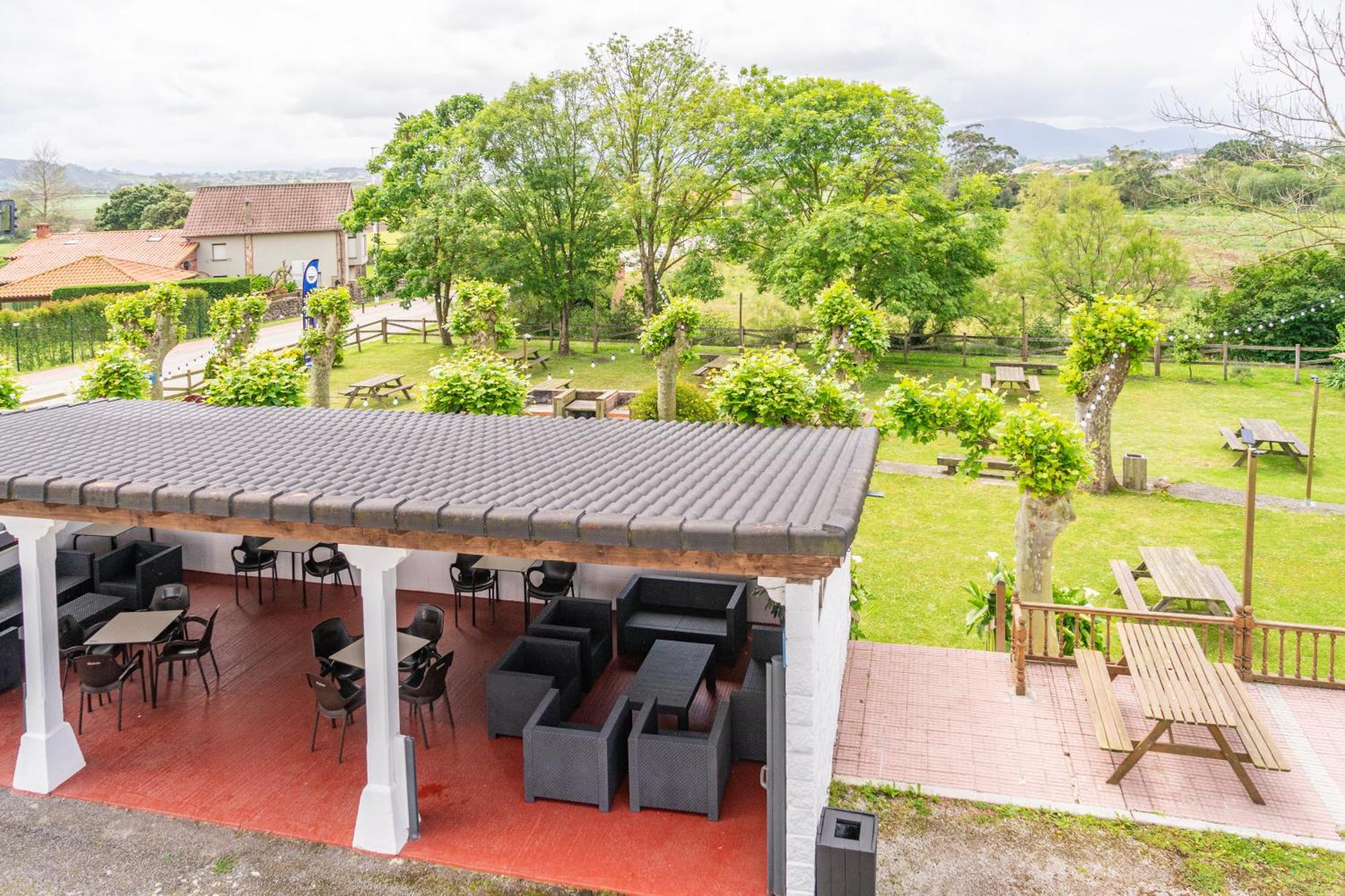 H.A.N.D Surf Hostel Langre  Exterior photo